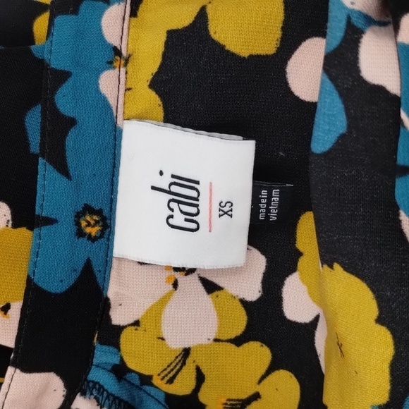 Cabi Blouse 4158 Size XS Button Up Floral Long Sleeve Blue Pink Yellow Black - Picture 9 of 10